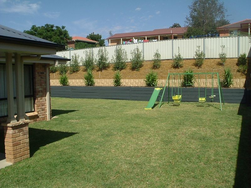 43 Petticoat Lane, Young NSW 2594