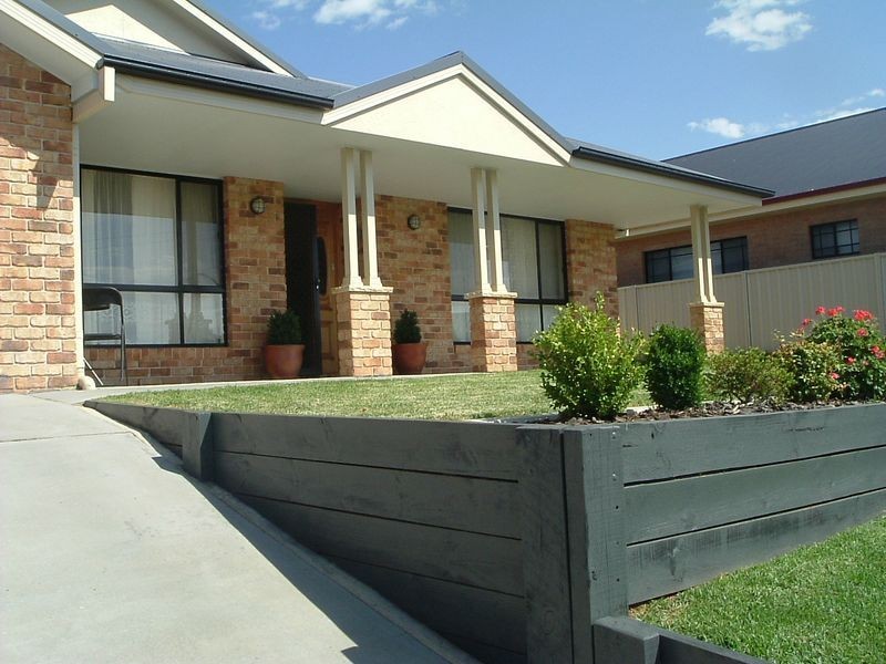 43 Petticoat Lane, Young NSW 2594