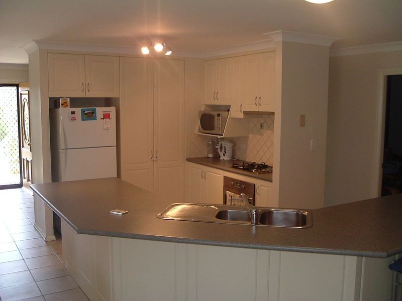 43 Petticoat Lane, Young NSW 2594