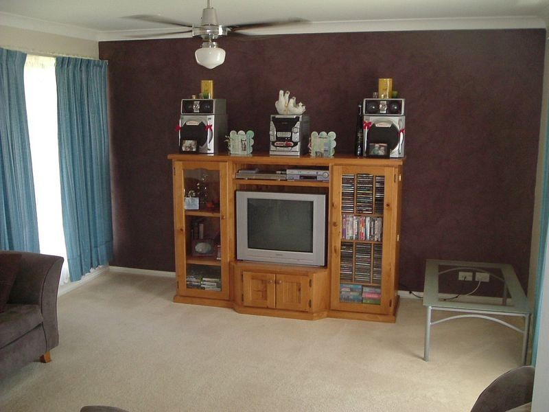 43 Petticoat Lane, Young NSW 2594