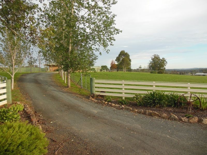 68 Wickham Lane, Young NSW 2594