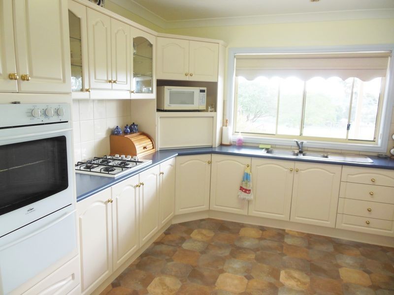 68 Wickham Lane, Young NSW 2594