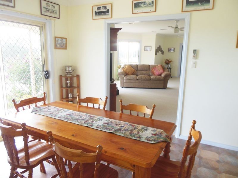 68 Wickham Lane, Young NSW 2594