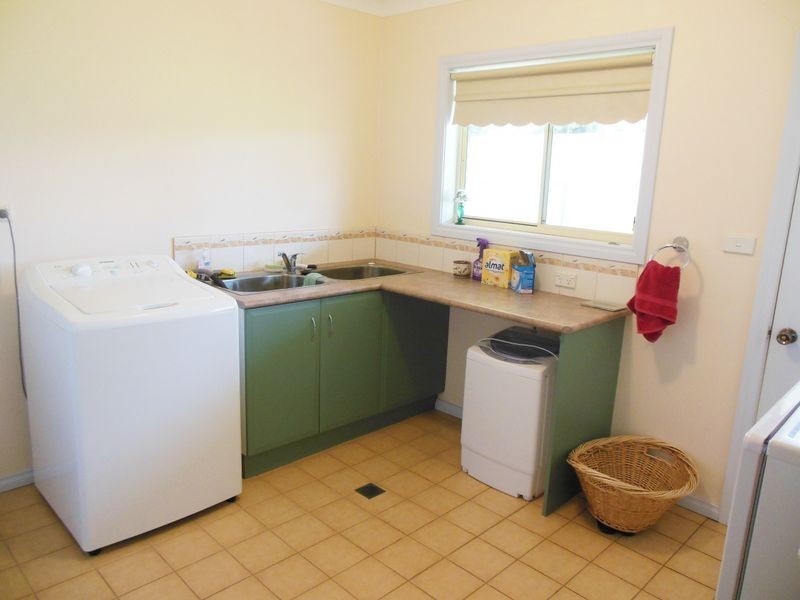 68 Wickham Lane, Young NSW 2594
