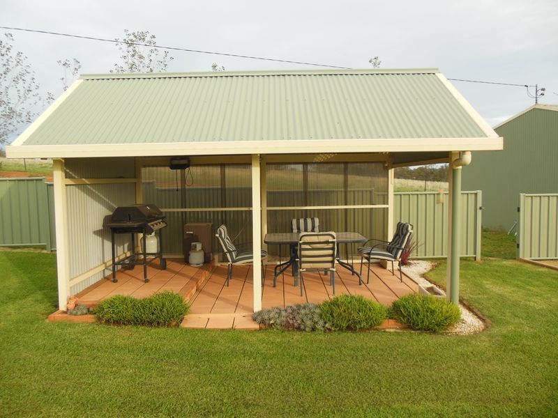 68 Wickham Lane, Young NSW 2594