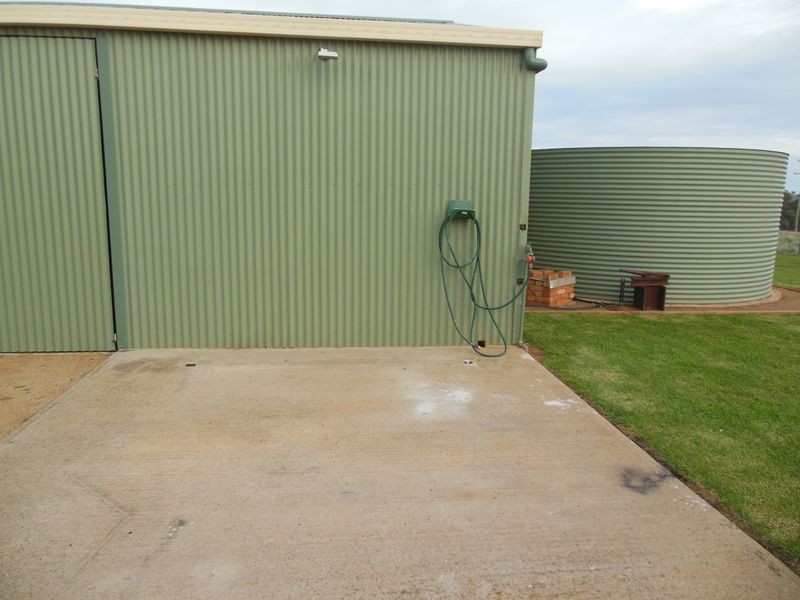 68 Wickham Lane, Young NSW 2594