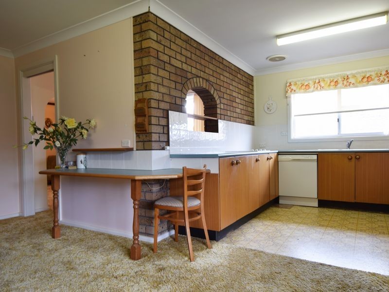 95 Thornhill Street, Young NSW 2594