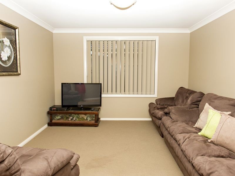 4A Mayoh Place, Young NSW 2594