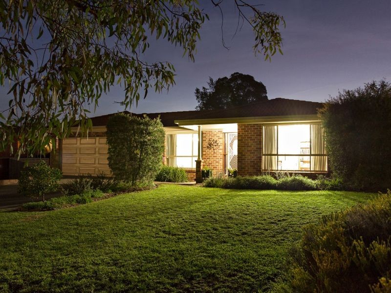 30 McNarry Place, Young NSW 2594