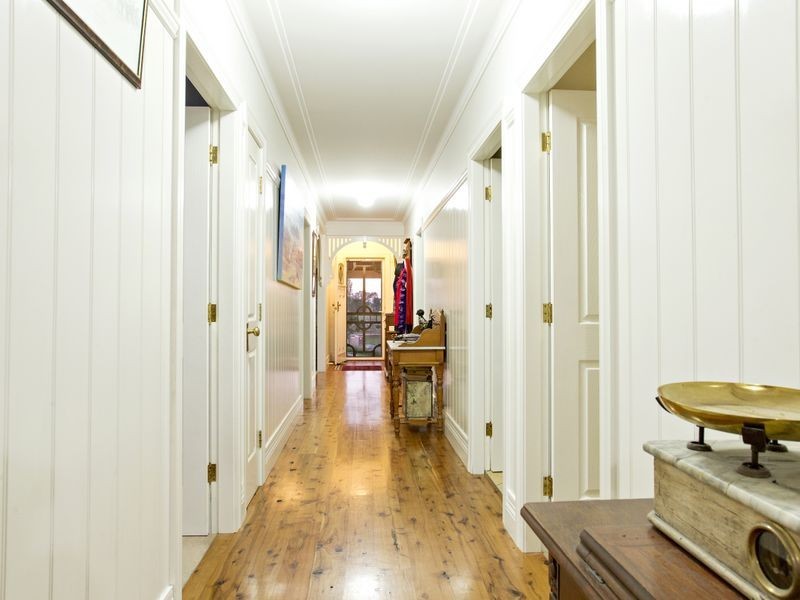 88 Burrows Road, Young NSW 2594