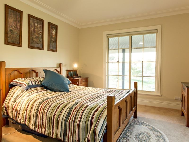 88 Burrows Road, Young NSW 2594