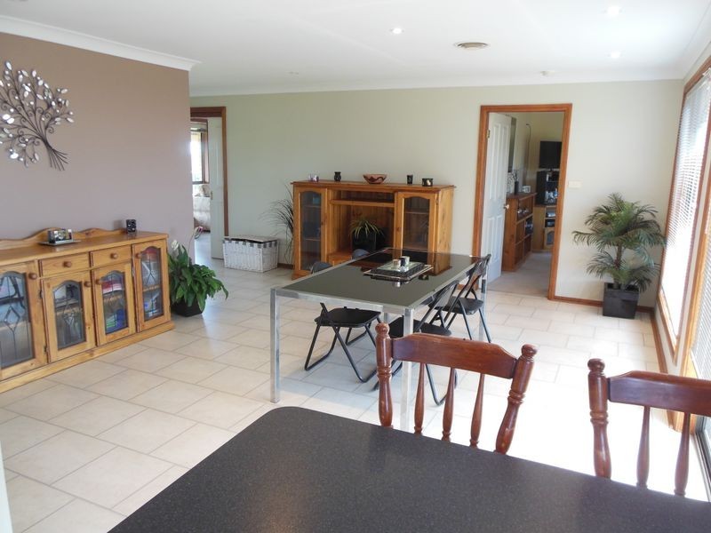 78 Apps Lane, Young NSW 2594