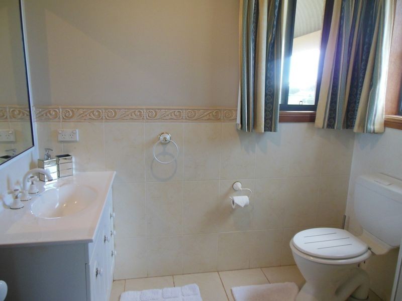 78 Apps Lane, Young NSW 2594