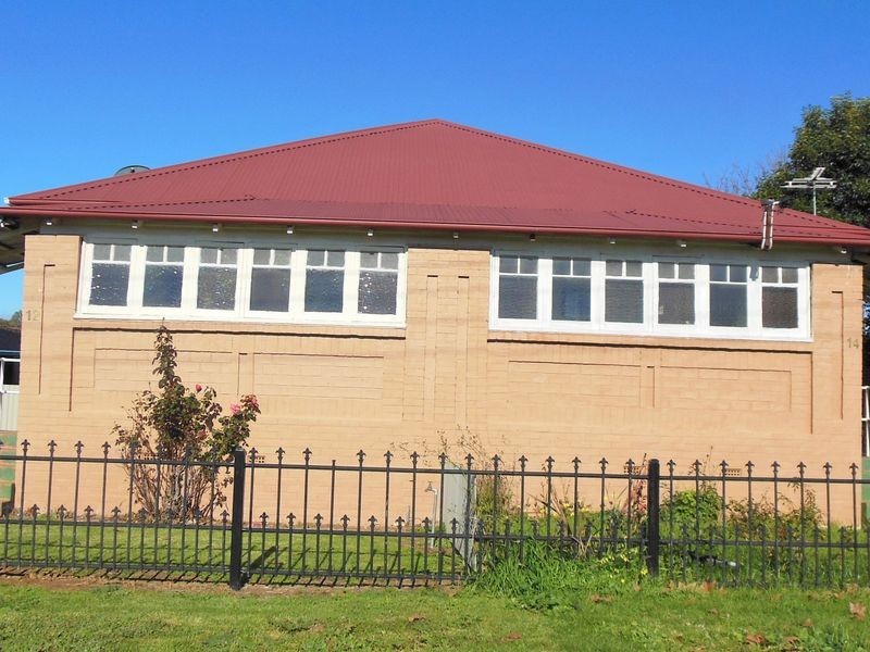 12-14 Spring Street, Young NSW 2594