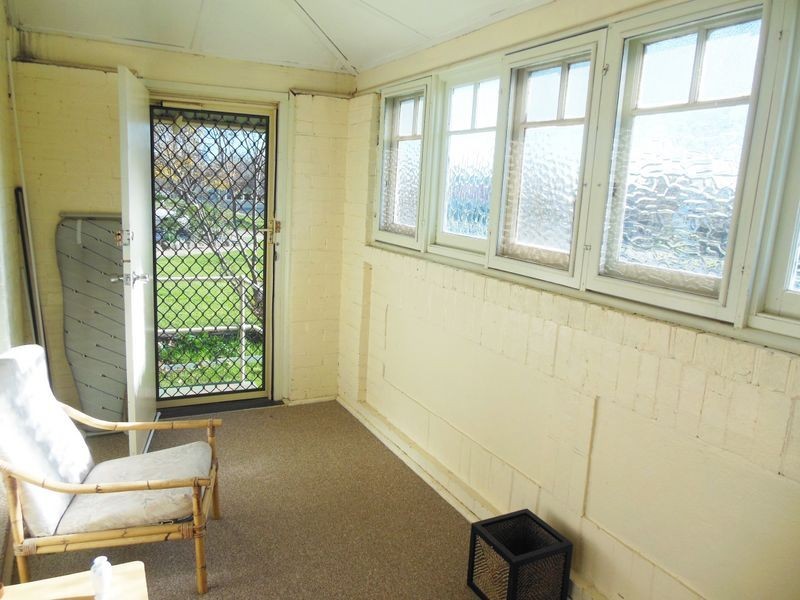 12-14 Spring Street, Young NSW 2594