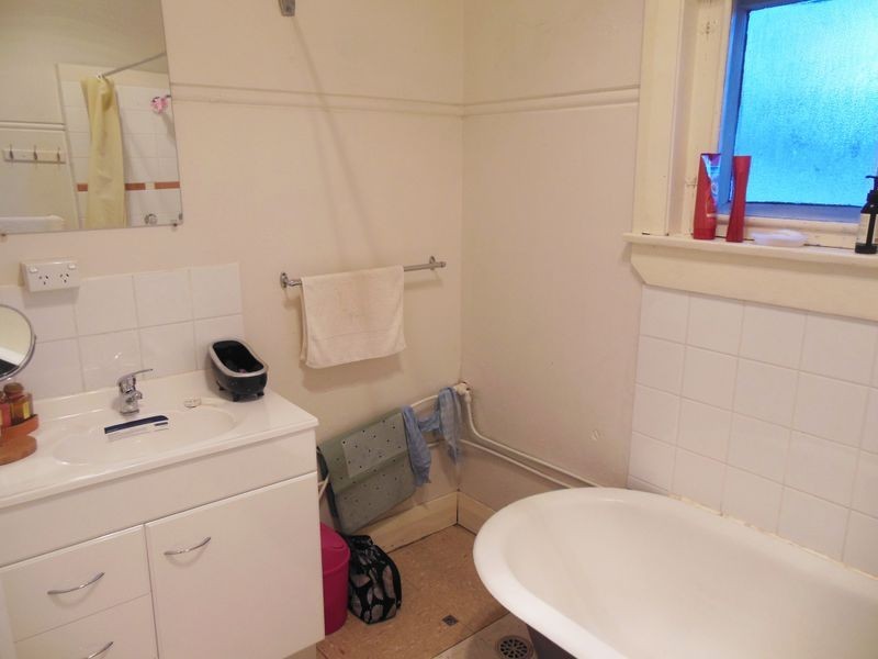 12-14 Spring Street, Young NSW 2594