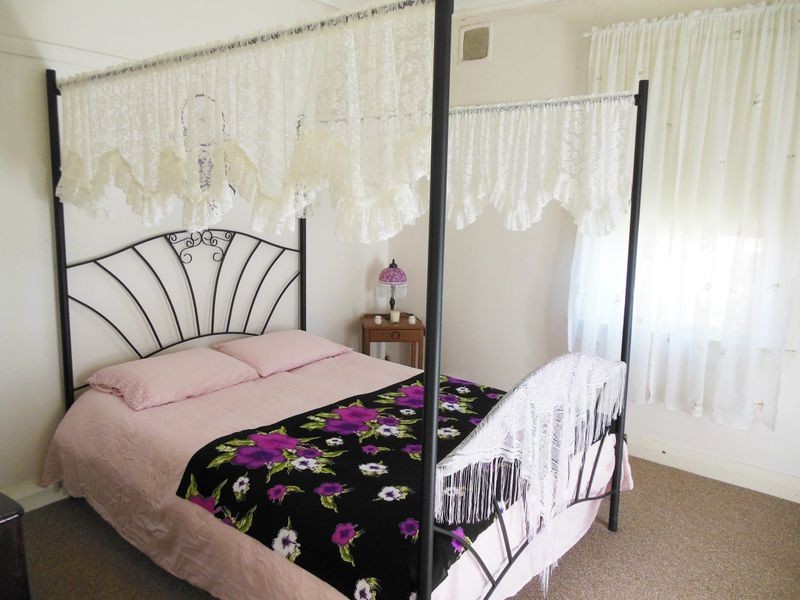 12-14 Spring Street, Young NSW 2594