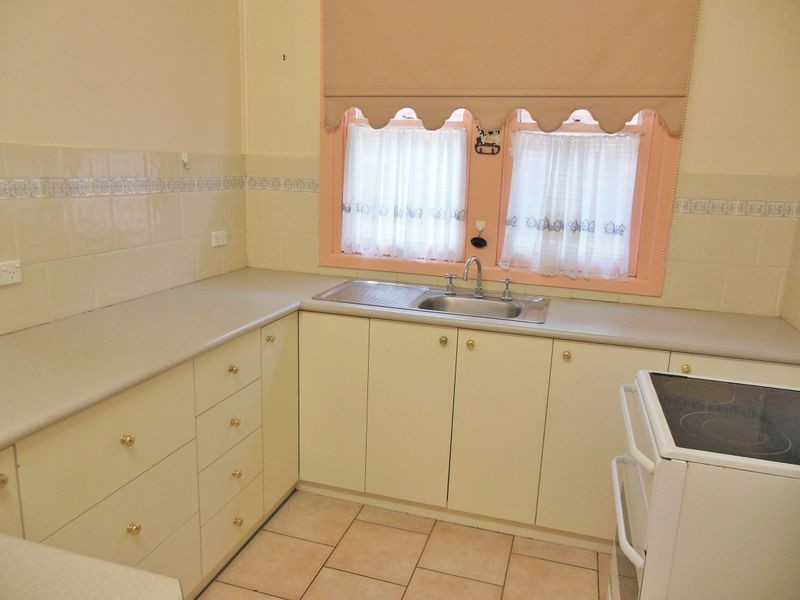 51 William Street, Young NSW 2594