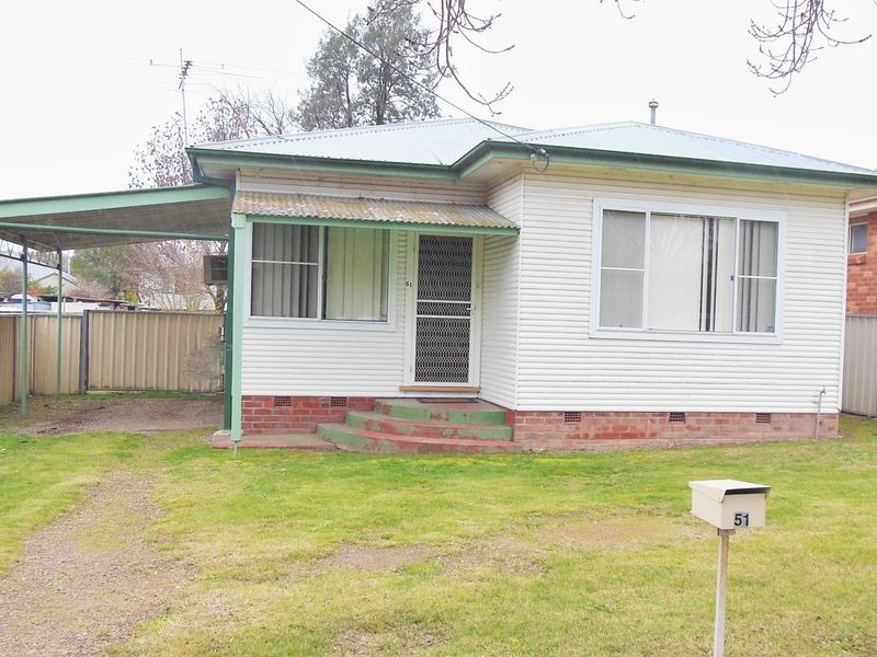 51 William Street, Young NSW 2594