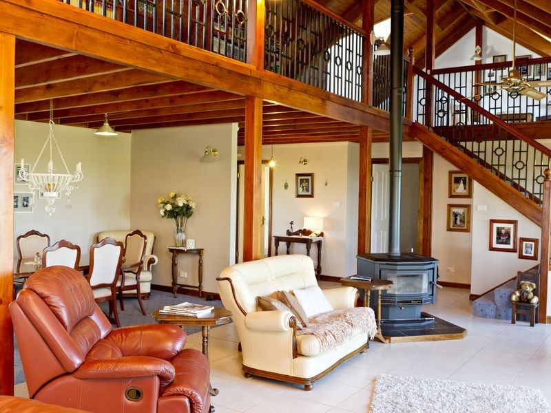 132 Belmore Road, Young NSW 2594