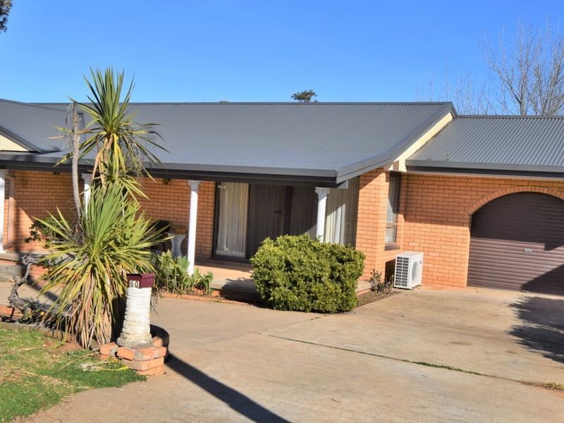 60 Fontenoy Street, Young NSW 2594