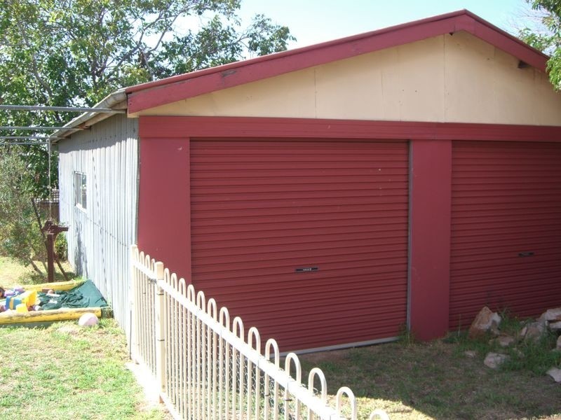 20 Elizabeth Street, Young NSW 2594