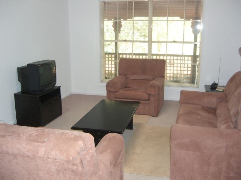 167 Willawong Street, Young NSW 2594