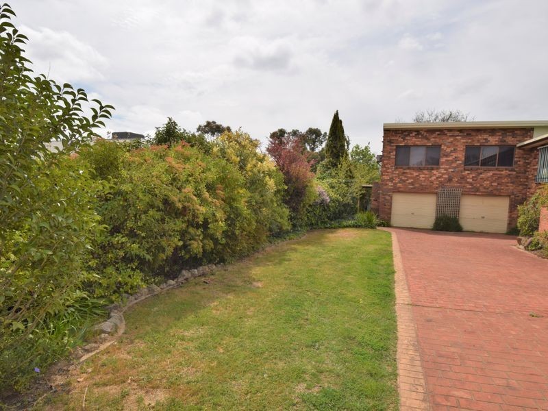 7 William Street, Young NSW 2594