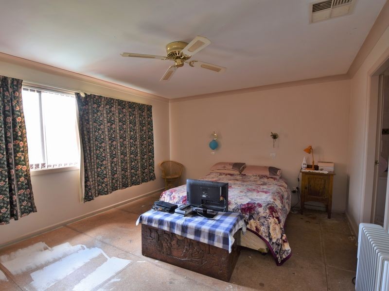 7 William Street, Young NSW 2594