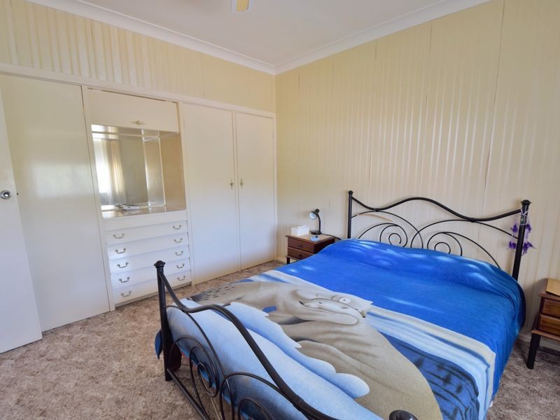 124 Wombat Street, Young NSW 2594