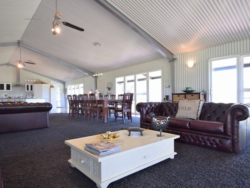 763 Karoopa Lane via COWRA &, Young NSW 2594