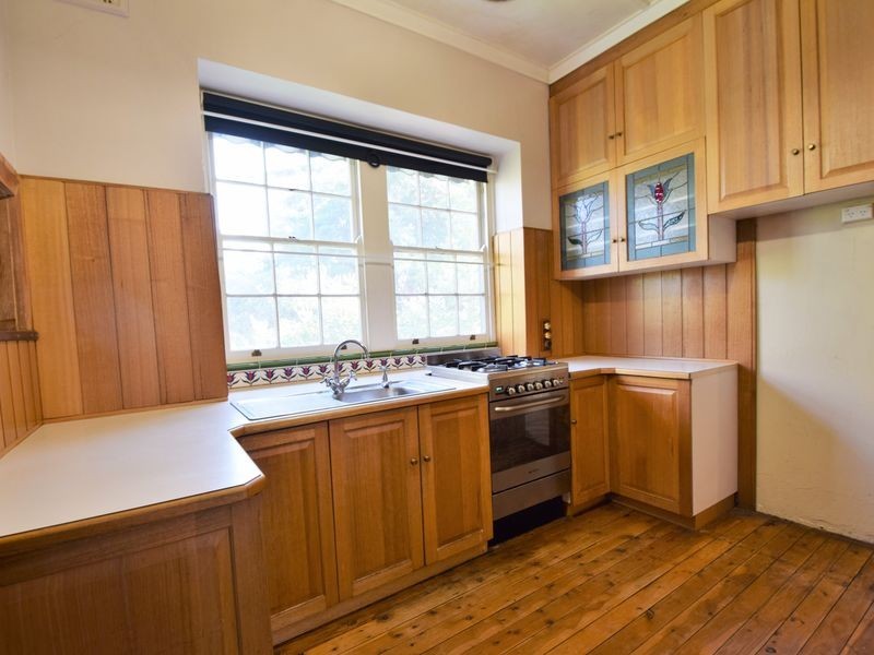 25 Elizabeth Street, Young NSW 2594