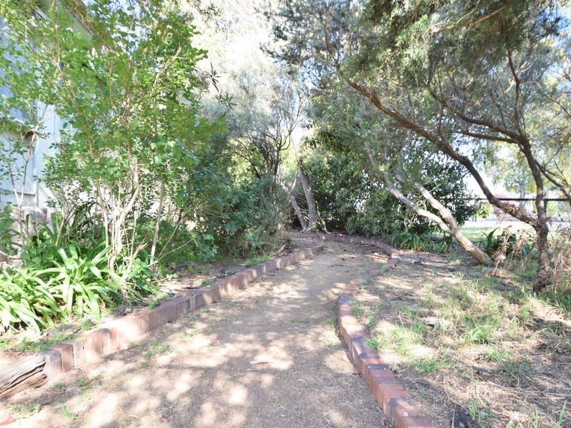 25 Elizabeth Street, Young NSW 2594