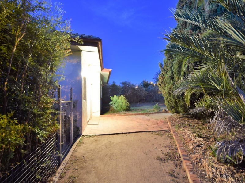 25 Elizabeth Street, Young NSW 2594