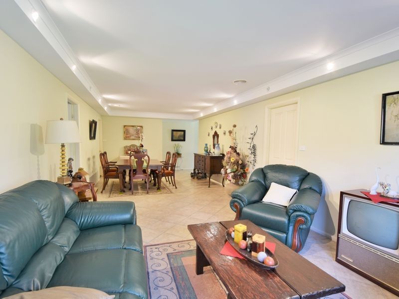 111 Nasmyth Street, Young NSW 2594