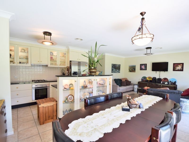 111 Nasmyth Street, Young NSW 2594