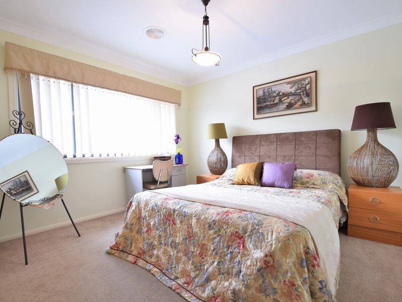 111 Nasmyth Street, Young NSW 2594