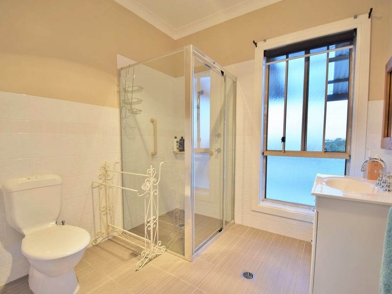 183 Donges Road, Young NSW 2594