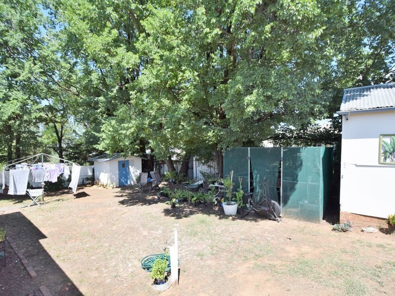 54 Nasmyth Street, Young NSW 2594