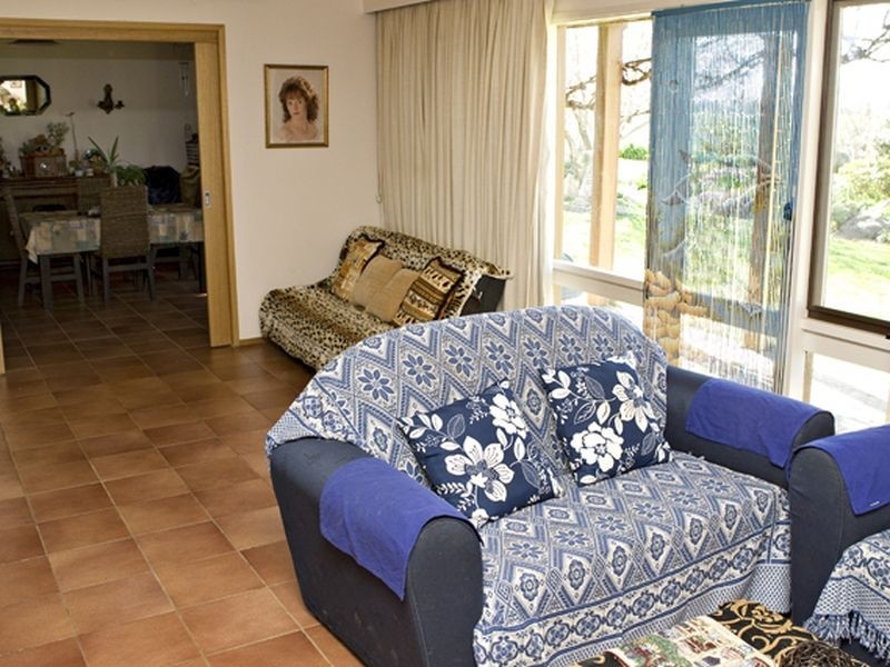 109 Bribbaree Road, Young NSW 2594