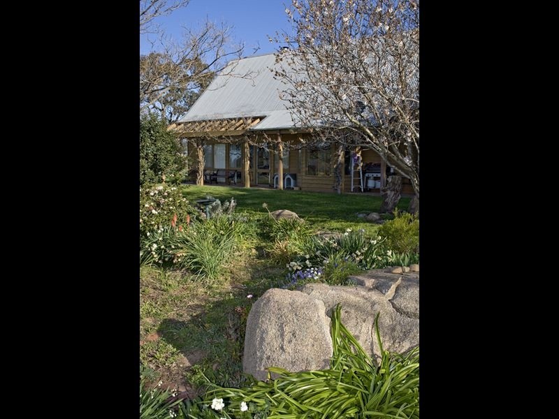 109 Bribbaree Road, Young NSW 2594