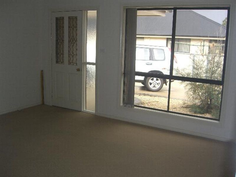 3/131 William Street, Young NSW 2594