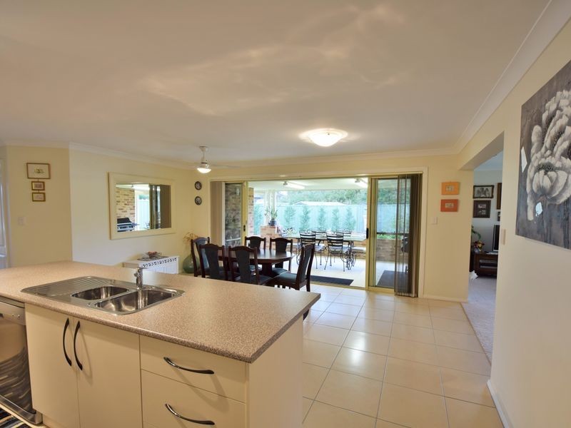 6 Garland Place, Young NSW 2594
