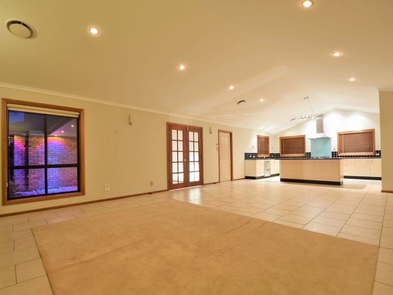 107 Wickham Lane, Young NSW 2594