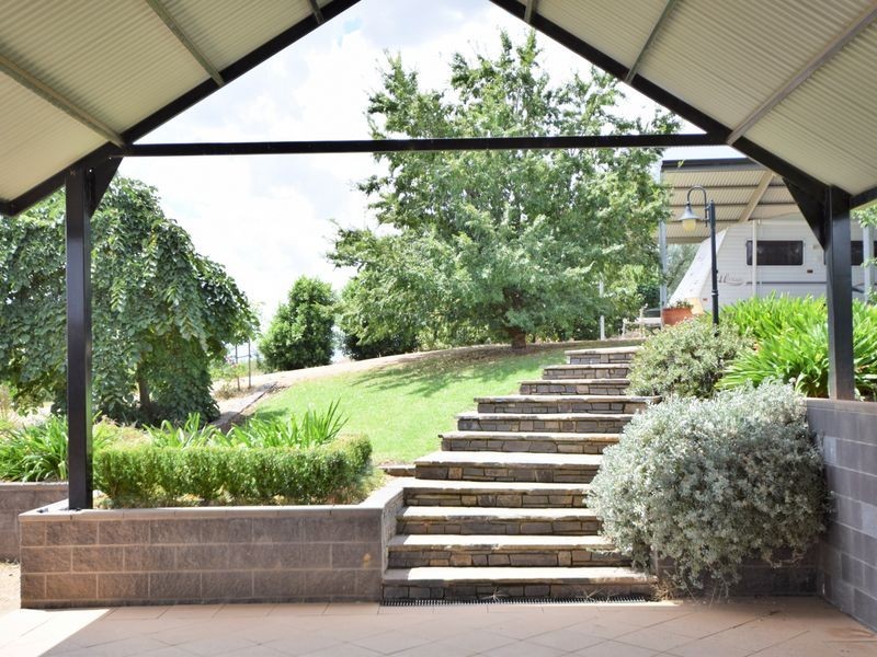 107 Wickham Lane, Young NSW 2594