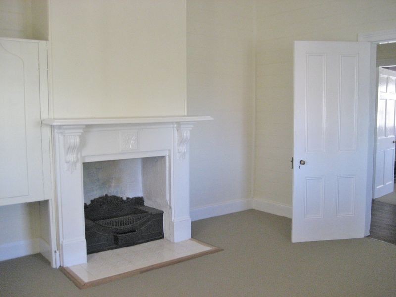 131 Albury Street, Harden NSW 2587