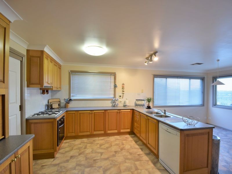 36 Backcreek Road, Young NSW 2594