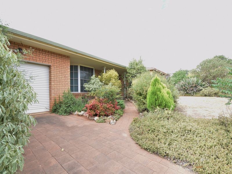 1 Dwyer Drive, Young NSW 2594