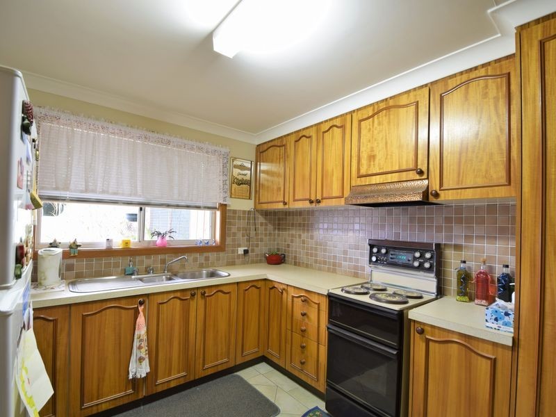 1 Dwyer Drive, Young NSW 2594