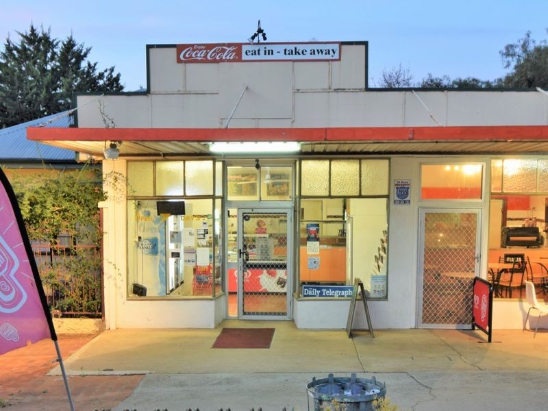 85 Allanan Street, Young NSW 2594